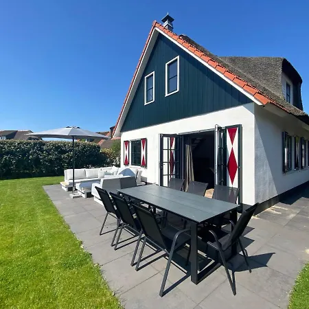 Holiday home Rembrandt *